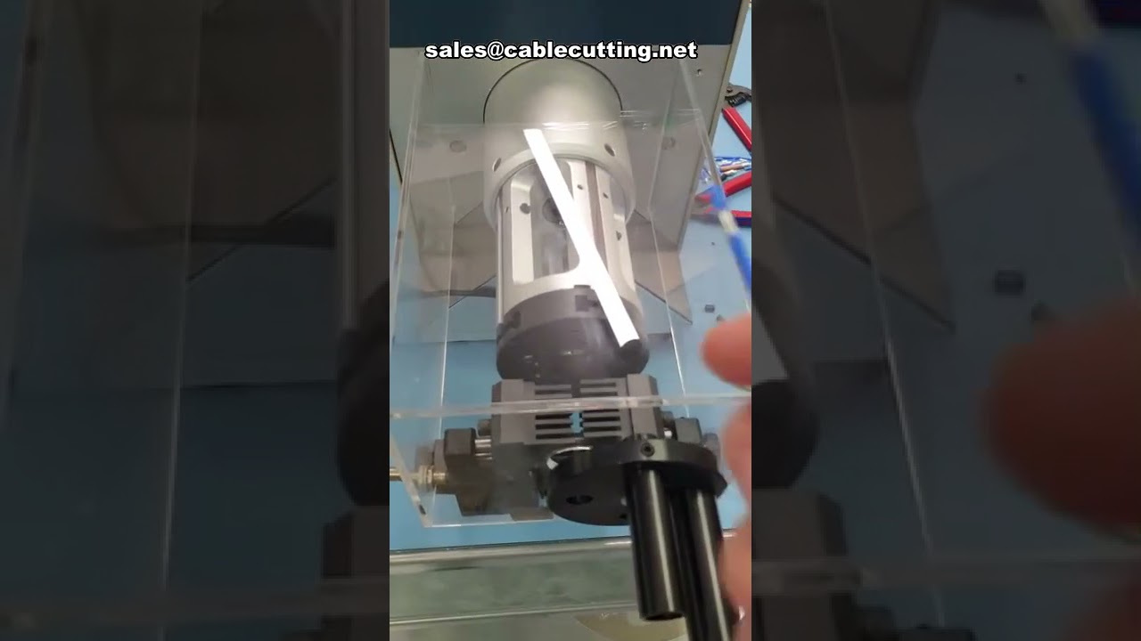Máquina de Descascar Cabo Coaxial para Cabos Pequenos – Compacta e Precisa