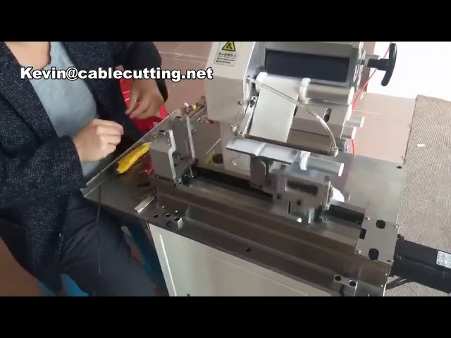 Máquina Automática de Etiquetagem de Cabos com Etiquetas Dobráveis