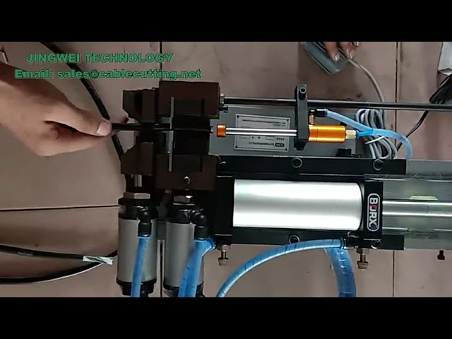 Máquina de Descascar Fios Pneumática 310 para Fios de Computador e Multicore