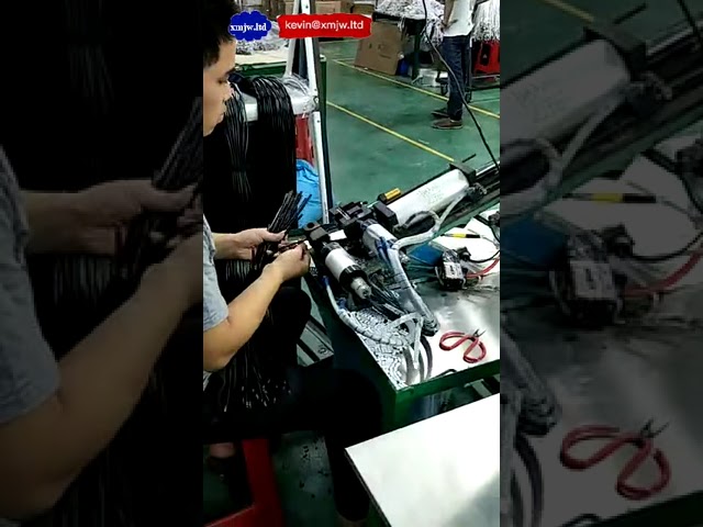 Máquina Pneumática Pequena para Descascar e Decapar Fios de Diversos Diâmetros