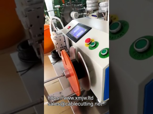 Máquina de Corte e Agrupamento de Cabos de Dados e Energia para Bancada