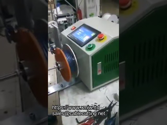 Máquina Automática de Bobinamento de Cabos Industriais