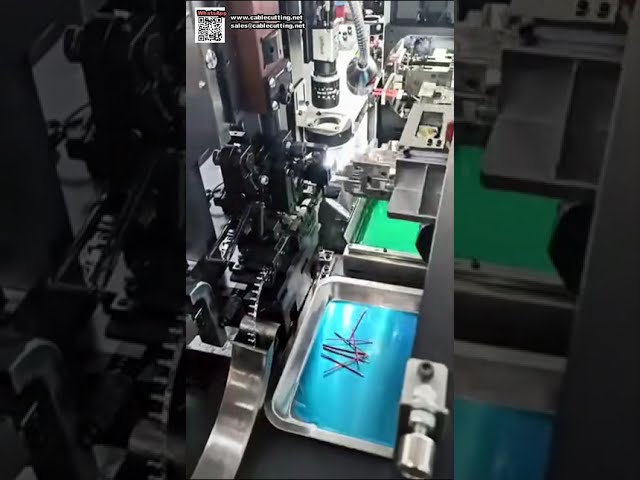 Equipamento Avançado para Processamento Automático de Chicotes Elétricos e Crimpagem de Terminais