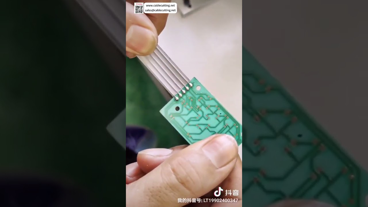 Máquina de Solda de Cabo Fita para PCB | 700 Peças/Hora com Juntas Perfeitas
