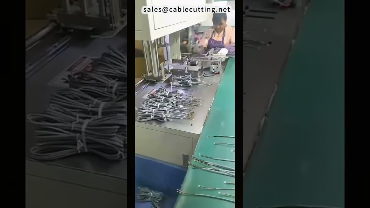Linha de Produção Automatizada: Soldagem, Moldagem por Injeção e Enrolamento/Amarração